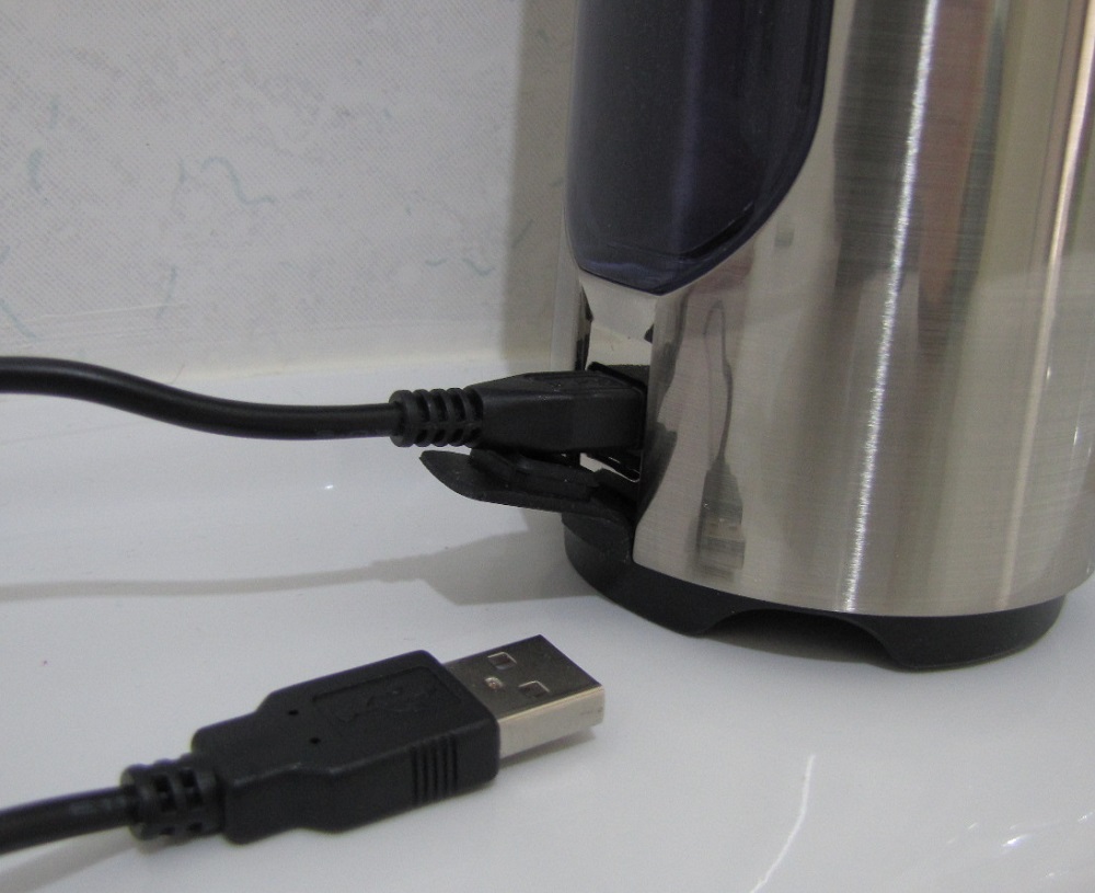 recharge micro USB simplehuman