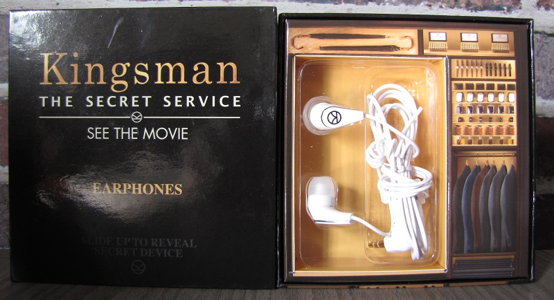 casque et étui kingsman