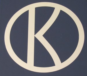 logo kingsman