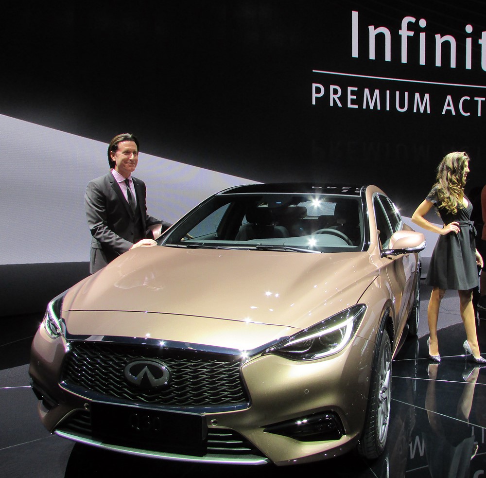 infiniti Q30 et son designer