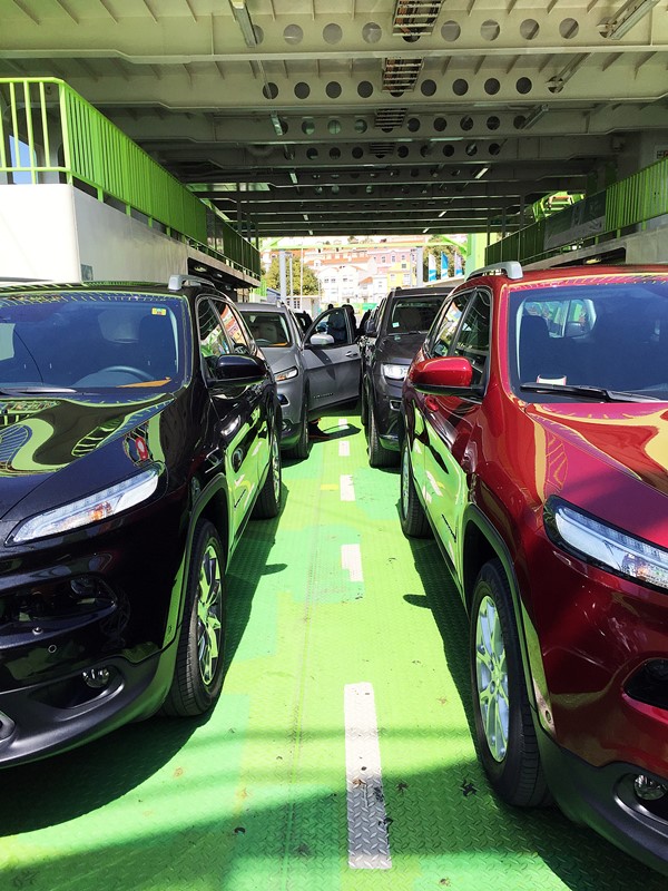 jeep cherokee ferry