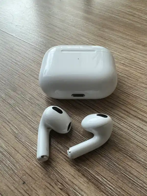 Apple Airpods 3eme génération