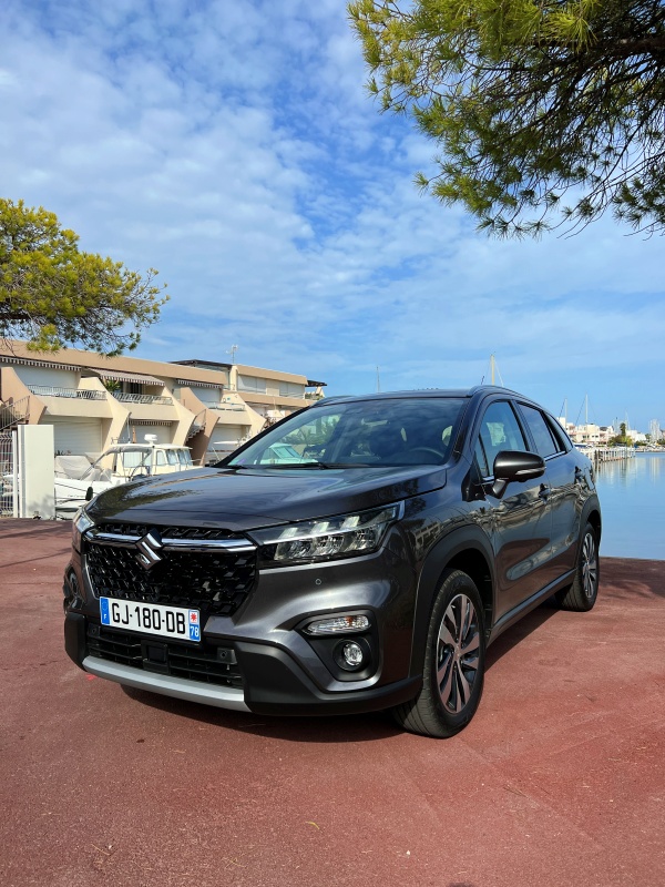 suzuki S-Cross hybrid port Camargue